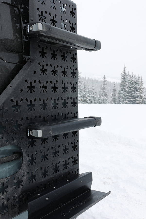 Thule Ski Rack and Mounting Hardware