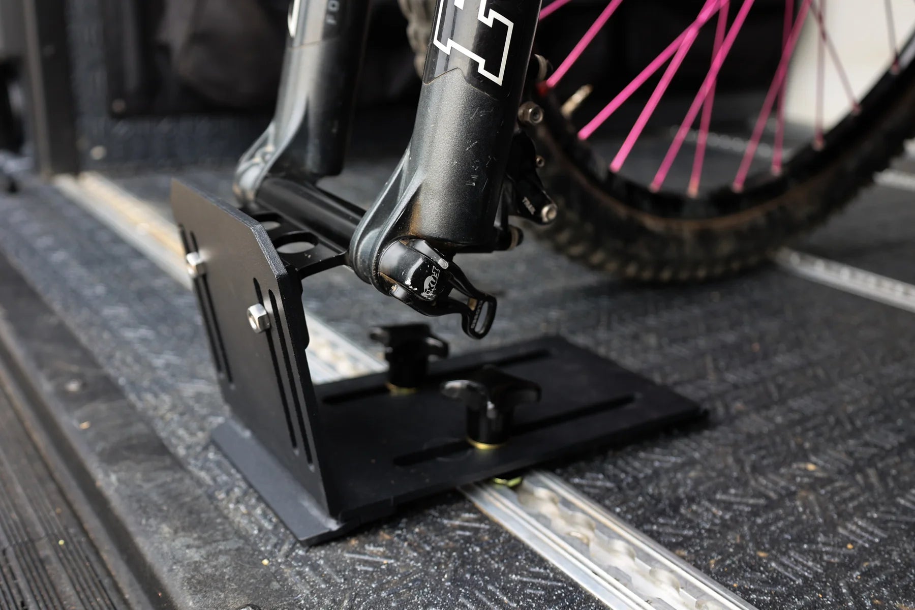 Bohm Universal Bike Mount