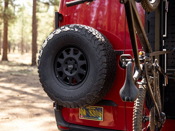 REAR TIRE CARRIER - SPRINTER